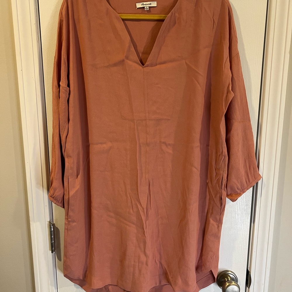 Madewell Red V-Neck Tunic with 3/4 Sleeves and Boxy Relaxed Fit
